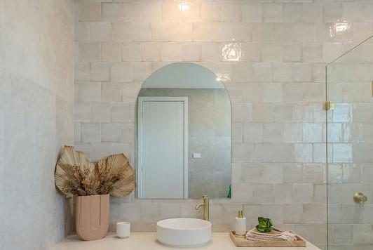 The Ultimate Guide to Mirrors: Clear, Toned & Safety Mirrors