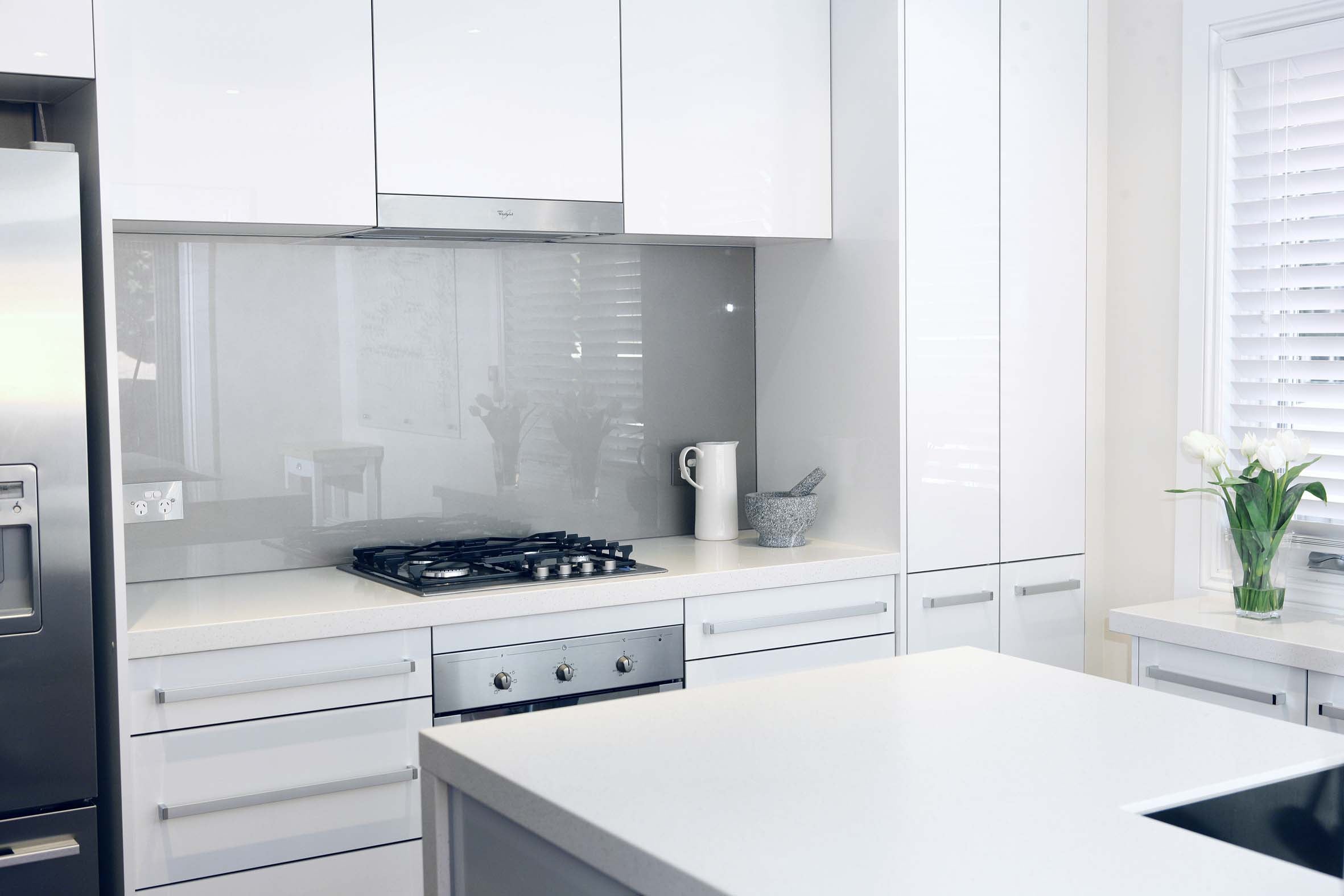 Painted Glass – Sleek, Modern & Easy to Maintain