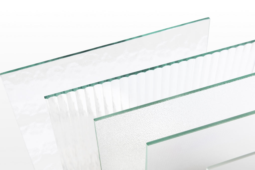 Ventora Glass 19r Galllery glass installation